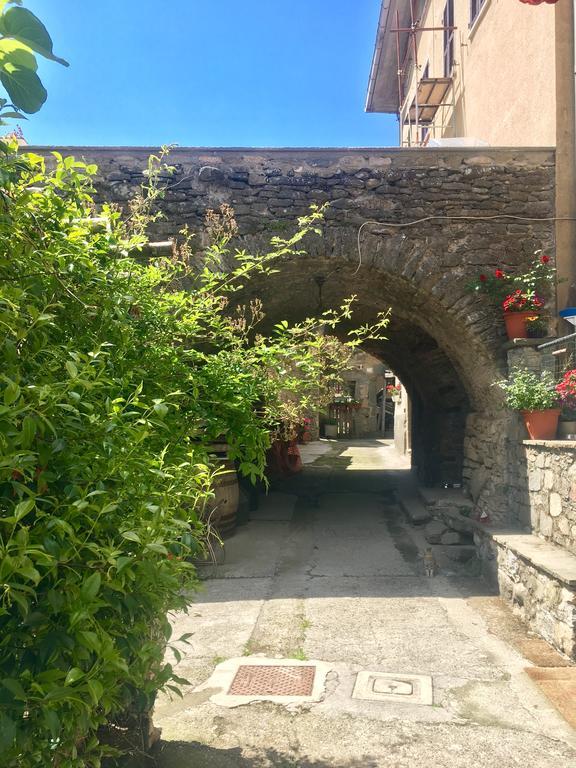 Villaggio Fiorito Casale ピニョーネ エクステリア 写真